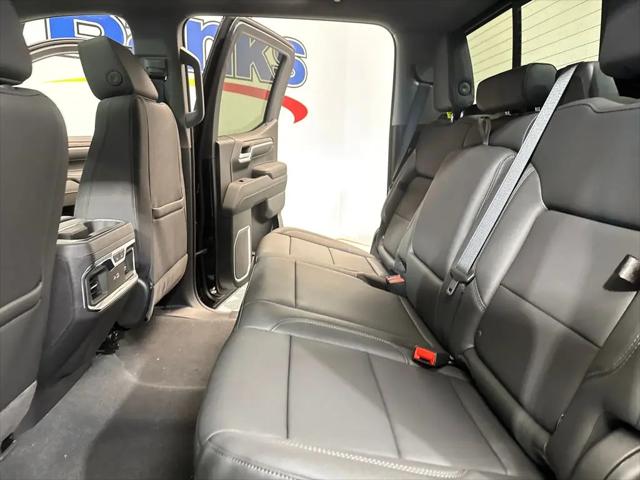 2026 GMC Sierra 1500 Crew Cab, Short Bed, SLT, 4WD