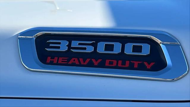 2024 Ram 3500 Big Horn Crew Cab 4x4 8' Box