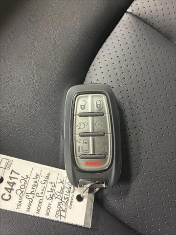 2026 Chrysler Pacifica Select AWD