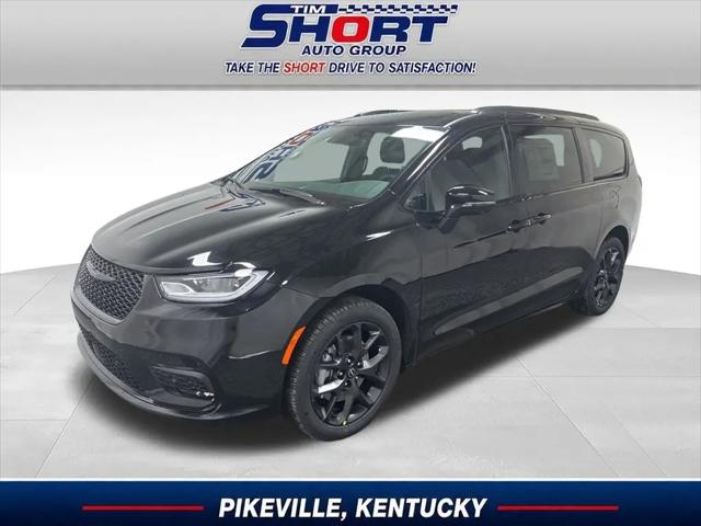 2026 Chrysler Pacifica Select AWD for sale in Pikeville, KY