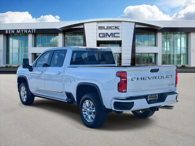2025 Chevrolet Silverado 2500HD 4WD Crew Cab Standard Bed High Country
