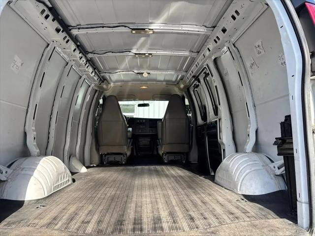 2024 GMC Savana Cargo RWD 2500 Regular Wheelbase Work Van
