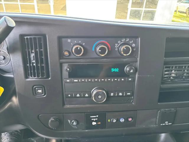 2024 GMC Savana Cargo RWD 2500 Regular Wheelbase Work Van