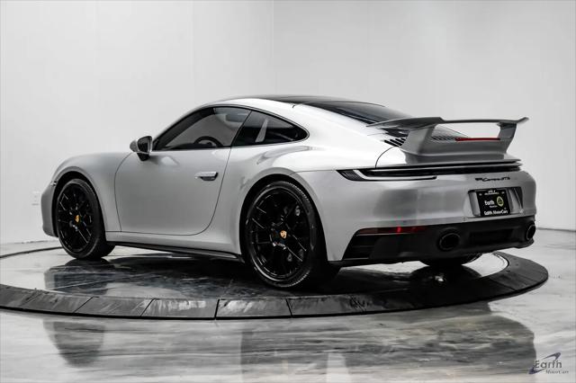 2024 Porsche 911 Carrera GTS