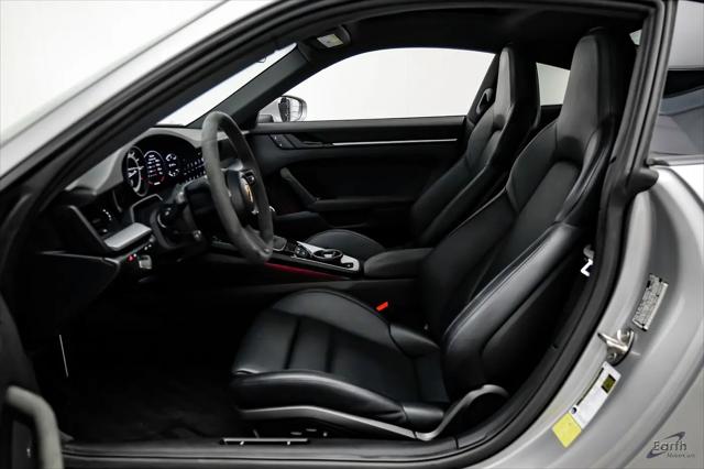 2024 Porsche 911 Carrera GTS