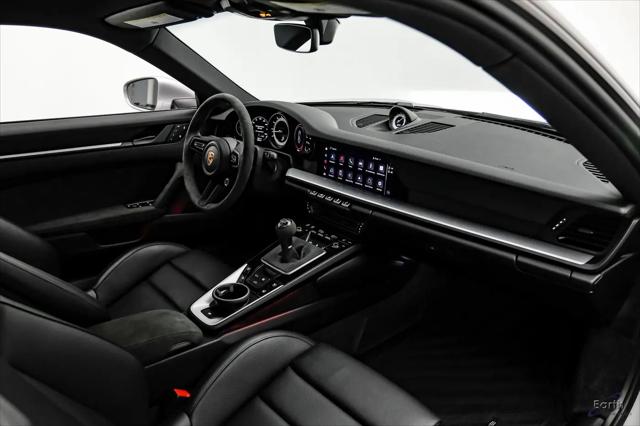 2024 Porsche 911 Carrera GTS