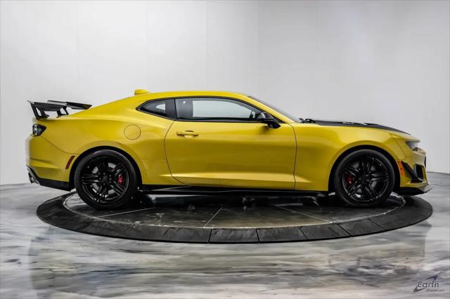 2024 Chevrolet Camaro RWD Coupe ZL1