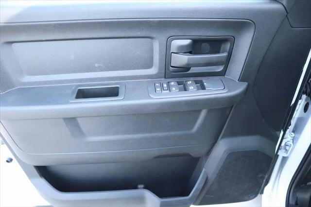 2026 Ram 3500 Tradesman Crew Cab 4x4 8' Box