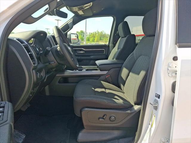2025 Ram 1500 Big Horn Crew Cab 4x4 5'7" Box