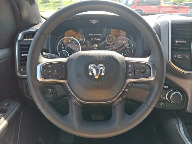 2025 Ram 1500 Big Horn Crew Cab 4x4 5'7" Box