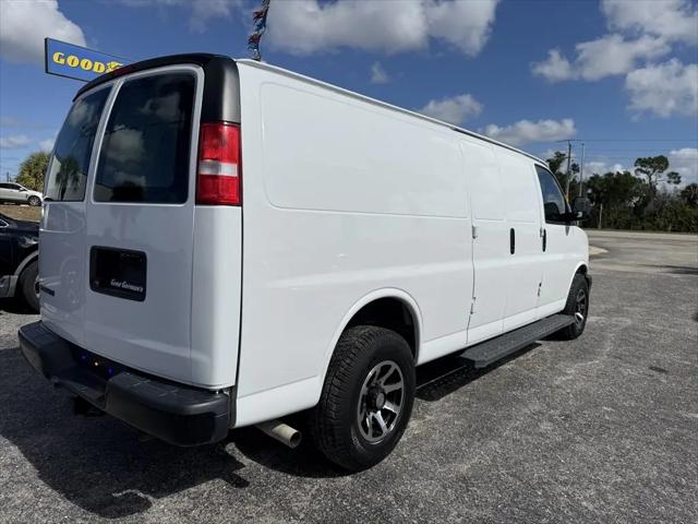 2020 Chevrolet Express Cargo Van RWD 2500 Extended Wheelbase WT