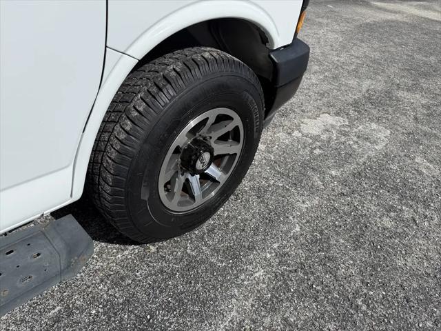 2020 Chevrolet Express Cargo Van RWD 2500 Extended Wheelbase WT