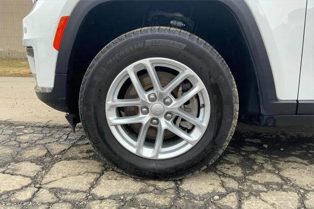 2023 Jeep Grand Cherokee L Laredo 4x4