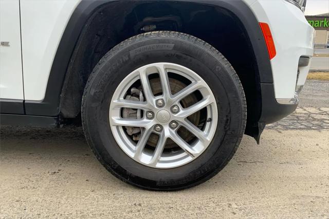 2023 Jeep Grand Cherokee L Laredo 4x4