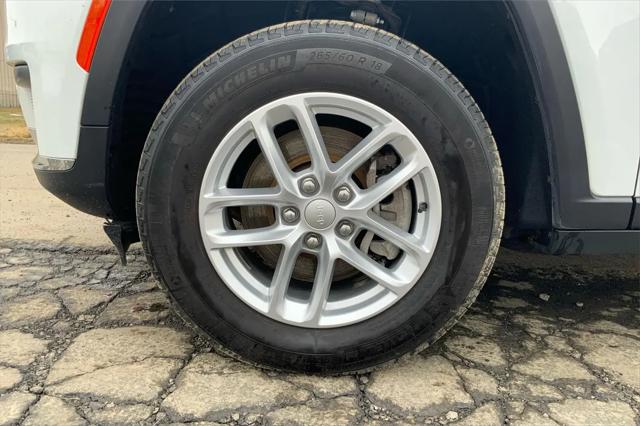 2023 Jeep Grand Cherokee L Laredo 4x4