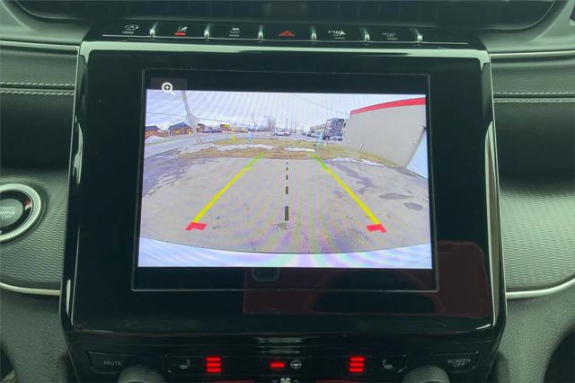 2023 Jeep Grand Cherokee L Laredo 4x4
