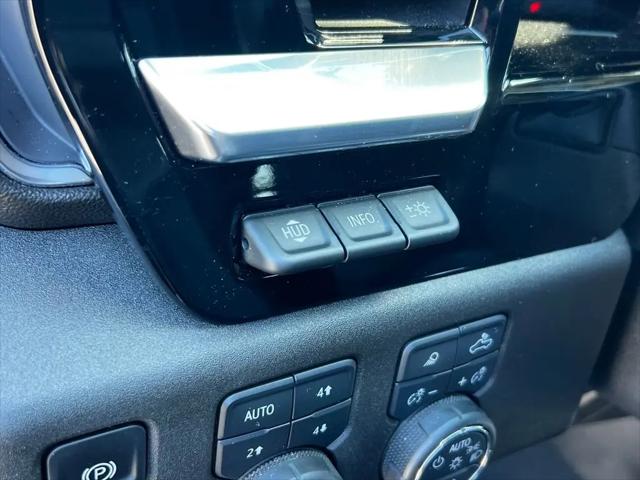 2025 Chevrolet Silverado 3500HD 4WD Crew Cab Long Bed LTZ