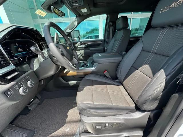 2026 Chevrolet Silverado 3500HD Crew Cab, Long Bed, High Country Dual Rear Wheel, RWD