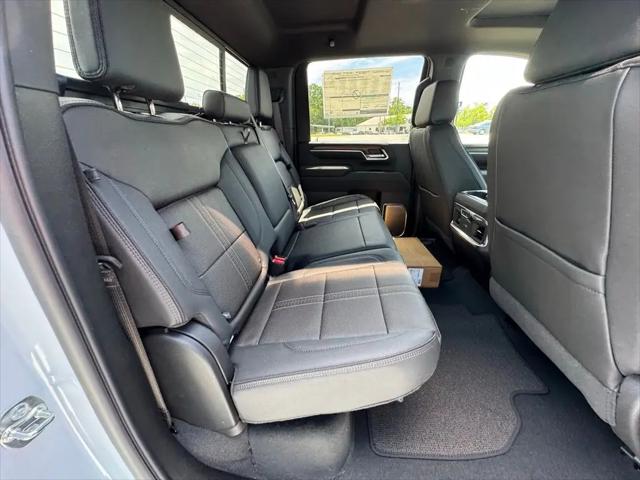 2026 Chevrolet Silverado 3500HD Crew Cab, Long Bed, High Country Dual Rear Wheel, RWD
