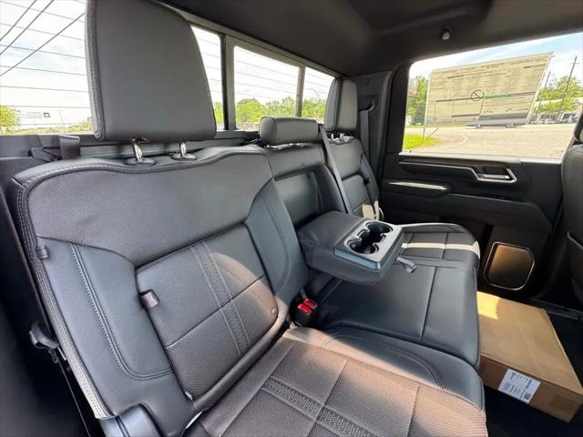 2026 Chevrolet Silverado 3500HD Crew Cab, Long Bed, High Country Dual Rear Wheel, RWD