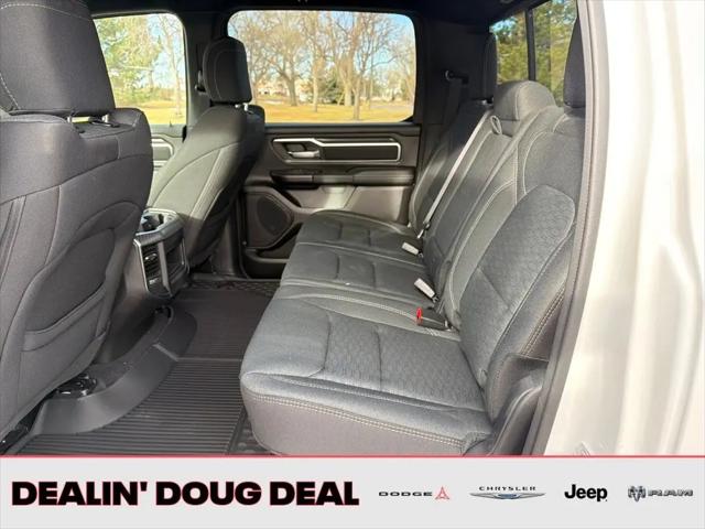 2026 Ram 1500 Big Horn Crew Cab 4x4 5'7" Box