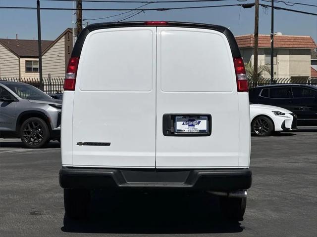 2026 Chevrolet Express Cargo Van 2500 Regular Wheelbase, WT, RWD