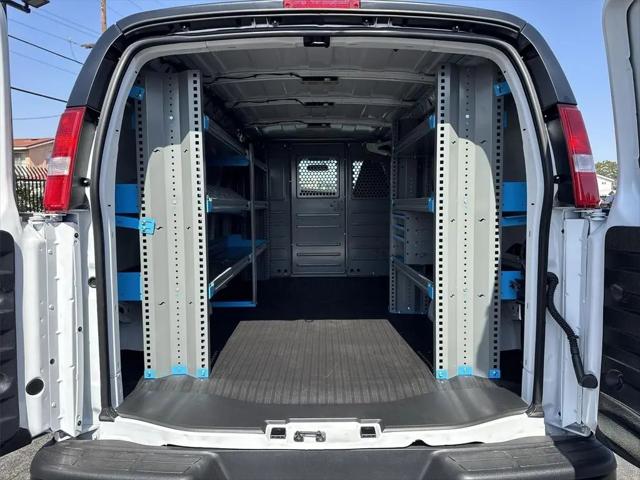 2026 Chevrolet Express Cargo Van 2500 Regular Wheelbase, WT, RWD