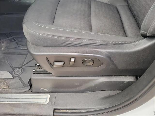 2023 Chevrolet Silverado 1500 2WD Crew Cab Short Bed LT