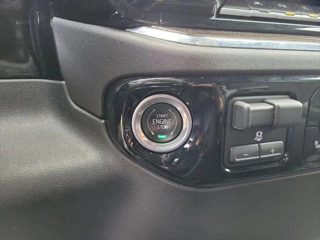 2023 Chevrolet Silverado 1500 2WD Crew Cab Short Bed LT