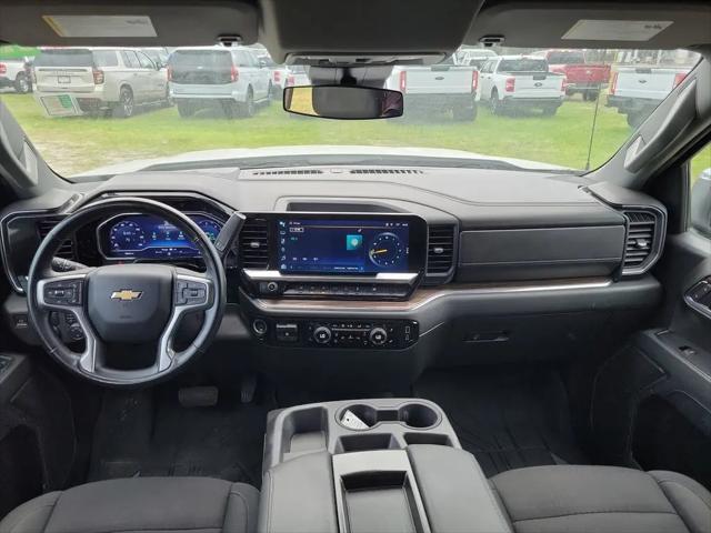 2023 Chevrolet Silverado 1500 2WD Crew Cab Short Bed LT