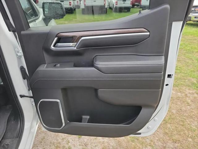 2023 Chevrolet Silverado 1500 2WD Crew Cab Short Bed LT