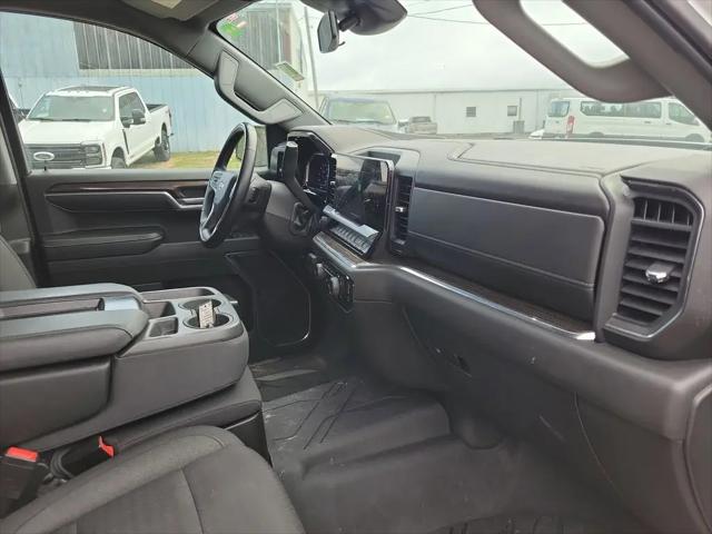 2023 Chevrolet Silverado 1500 2WD Crew Cab Short Bed LT