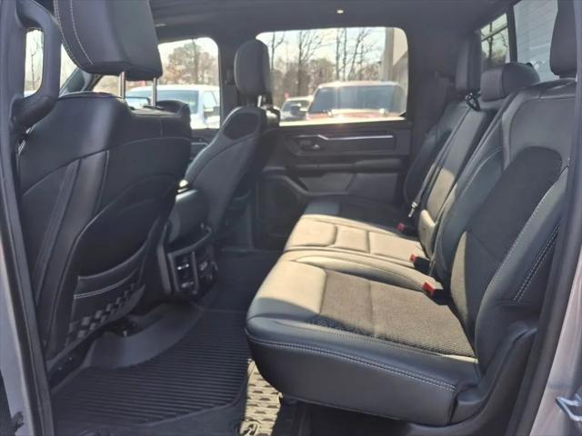 2021 Ram 1500 Big Horn Crew Cab 4x4 5'7" Box