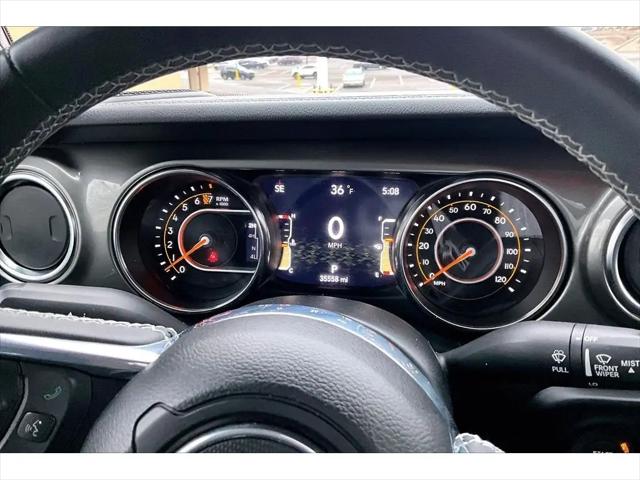 2023 Jeep Gladiator Overland
