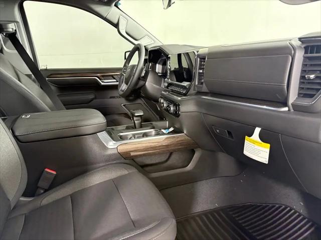 2026 Chevrolet Silverado 1500 4WD Crew Cab Short Bed RST