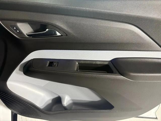 2027 Chevrolet Bolt RS FWD