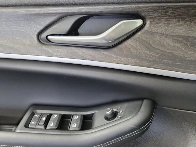 2026 Jeep Grand Cherokee L Altitude 4x2