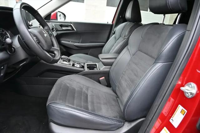 2024 Mitsubishi Outlander SE Black Edition S-AWC