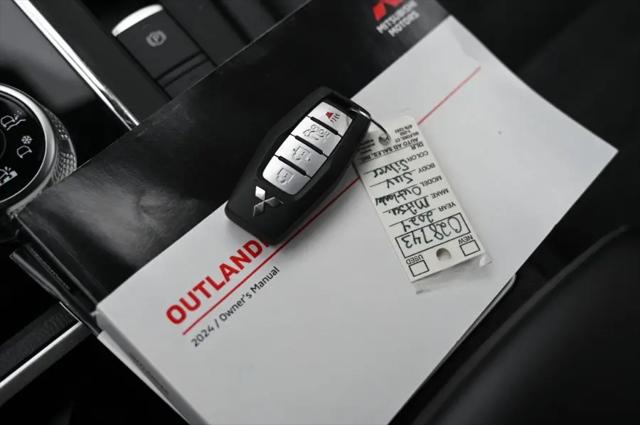 2024 Mitsubishi Outlander SE Black Edition S-AWC