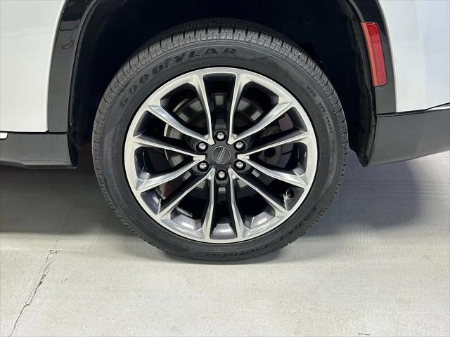 2022 Jeep Wagoneer Series III 4x4