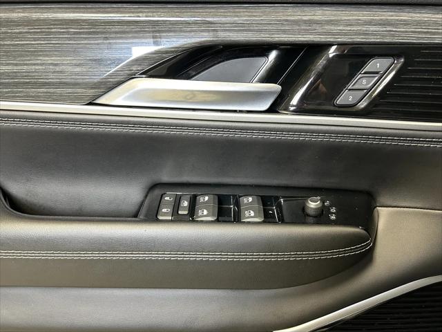 2022 Jeep Wagoneer Series III 4x4