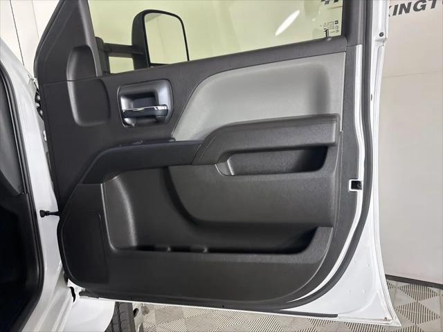 2024 Chevrolet Silverado 6500HD 1WT