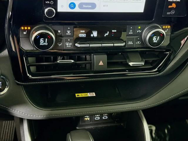 2023 Toyota Highlander XSE