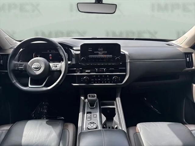2023 Nissan Pathfinder Platinum 4WD