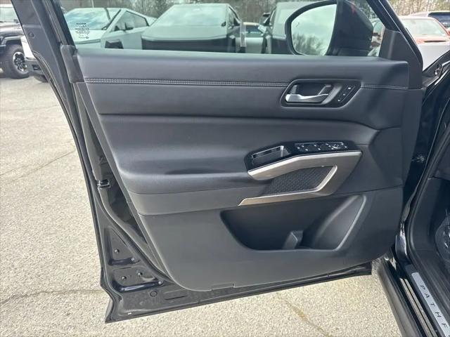 2023 Nissan Pathfinder Platinum 4WD