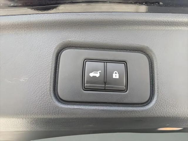 2023 Nissan Pathfinder Platinum 4WD