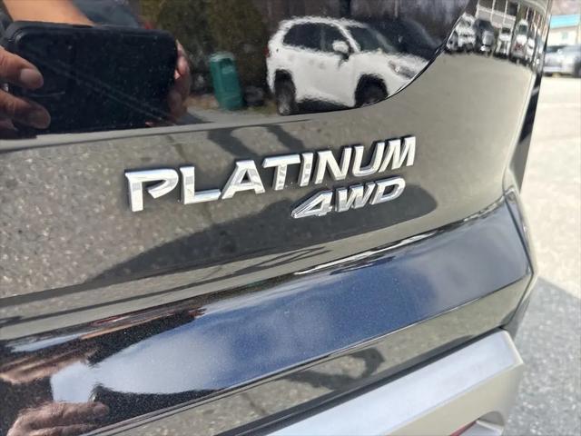 2023 Nissan Pathfinder Platinum 4WD