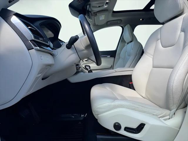 2019 Volvo XC90 T5 Momentum