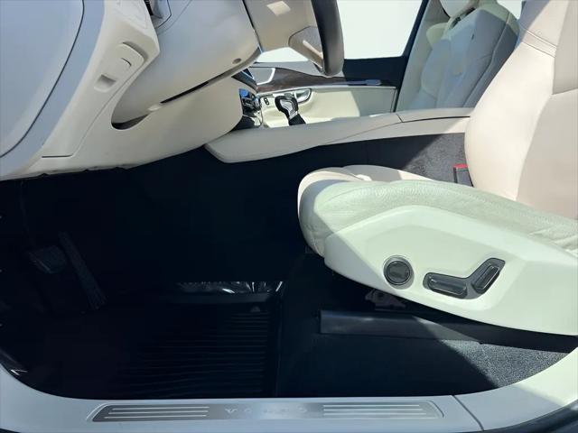 2019 Volvo XC90 T5 Momentum