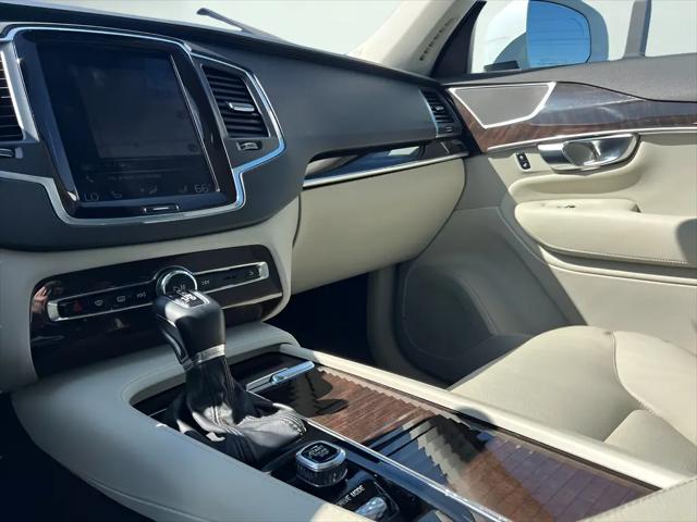 2019 Volvo XC90 T5 Momentum